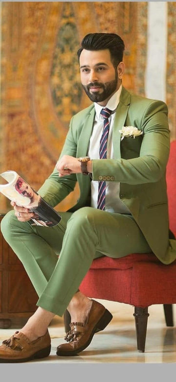 Madhu Couture Stylish Designer Party wear Formal Coat pant Suit For Men.