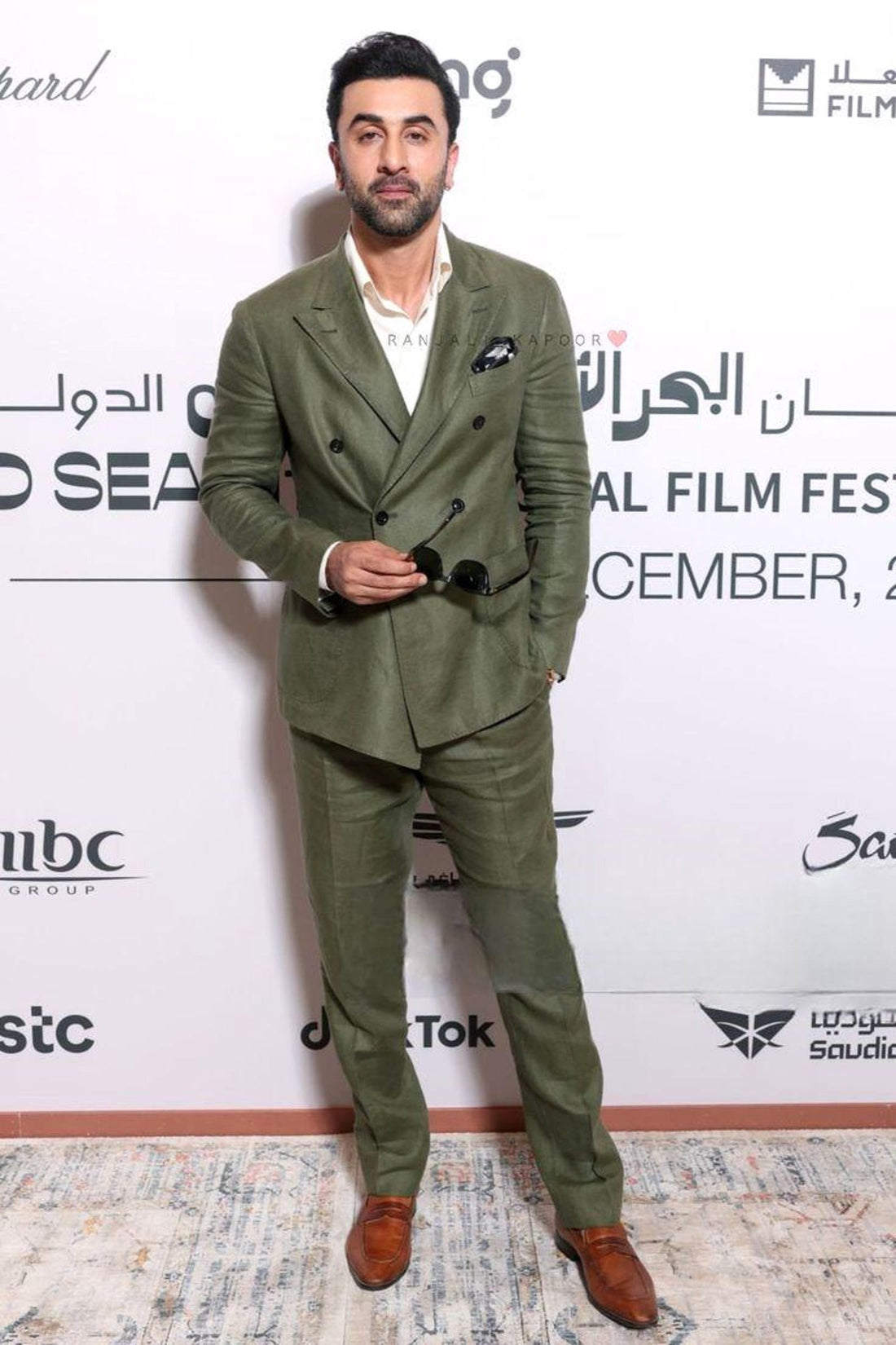 Olive Green Groom Suit Tuxedo Jacket, Men's Slim Fit Wedding Coat with Pants, Perfect Groomsman Gifts & Dinner Party Wear