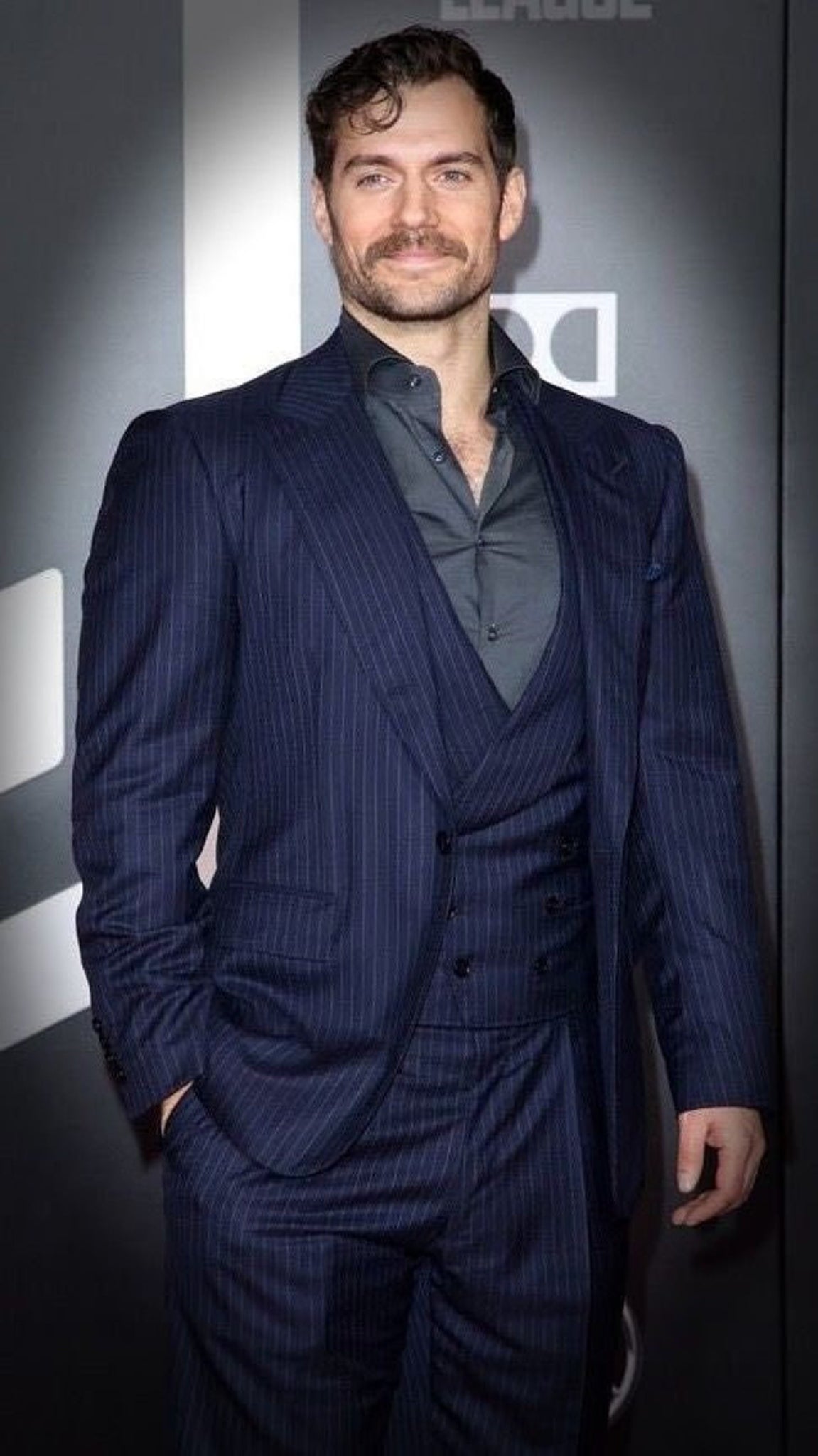 Madhu Couture Blue stylish Striped Coat Pant Designer Formal Fashion Wedding 3 Piece Groom Party Wear Coat Pant Suit For Men.